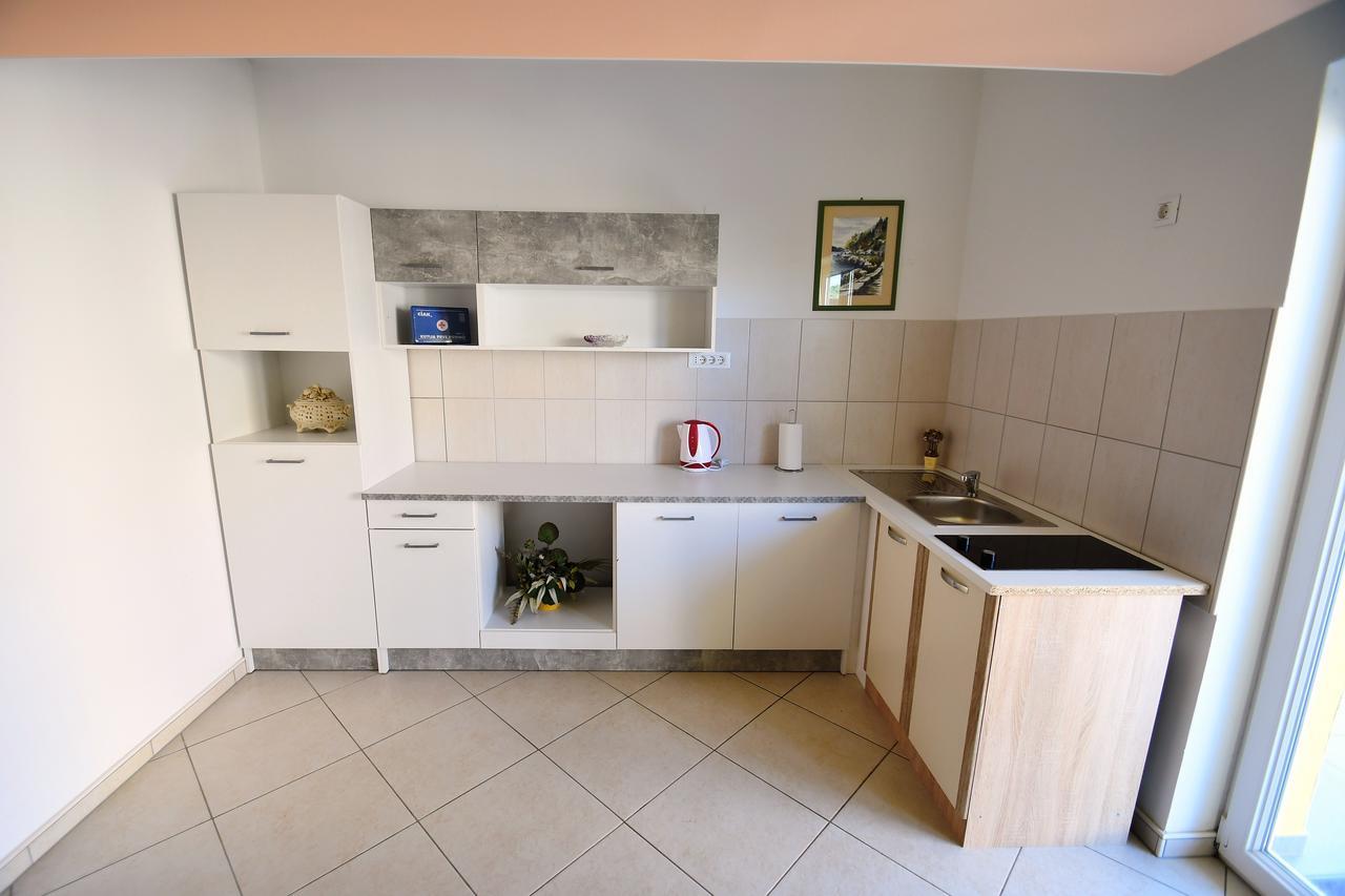 Apartment Mirjana 2 غييكا المظهر الخارجي الصورة